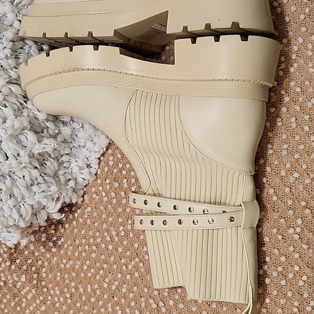 Dream Pairs ankle boots - Picture 5 of 14